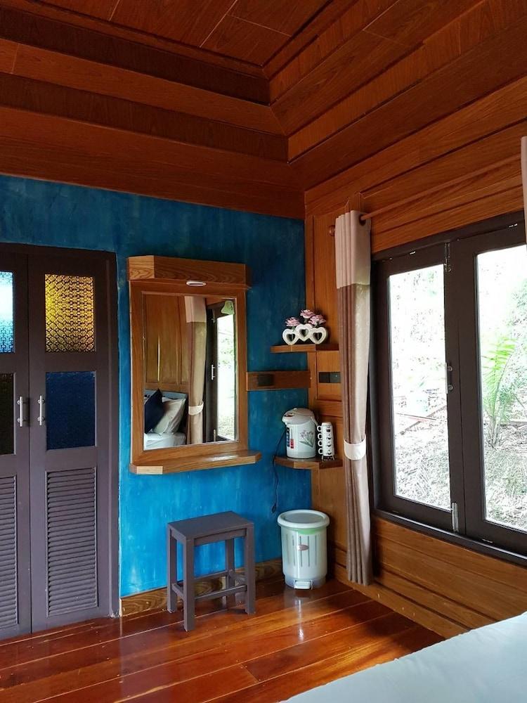 Baan Suan Hill Resort Ban Tha Khun Экстерьер фото