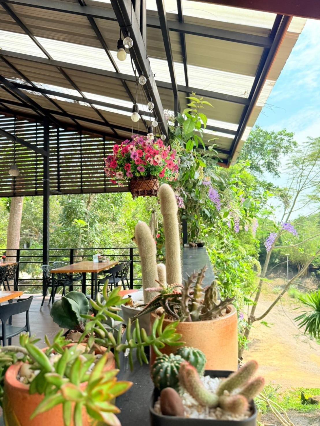 Baan Suan Hill Resort Ban Tha Khun Экстерьер фото